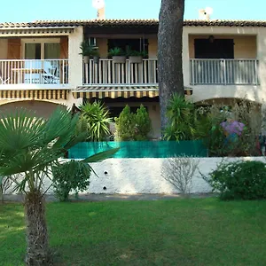 studio-bord-de-mer-manon-a2.fr-provencehotel.com/