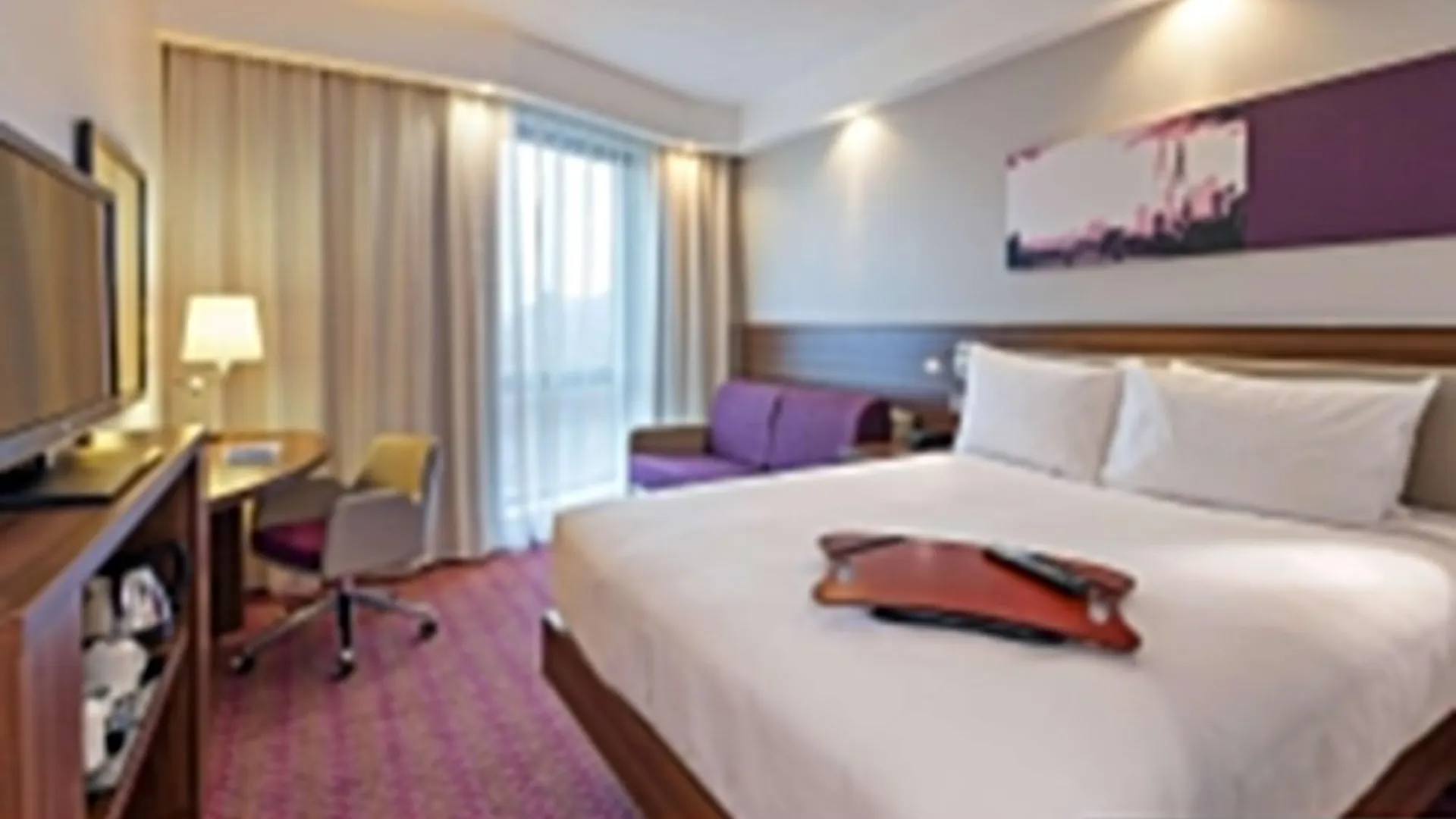 Hampton By Hilton London Gatwick Airport Hotel Horley 3*,