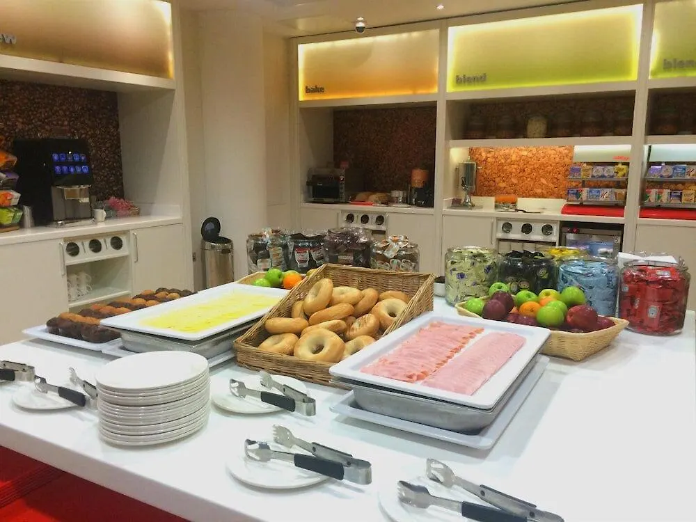 Hampton By Hilton London Gatwick Airport Hotel Horley