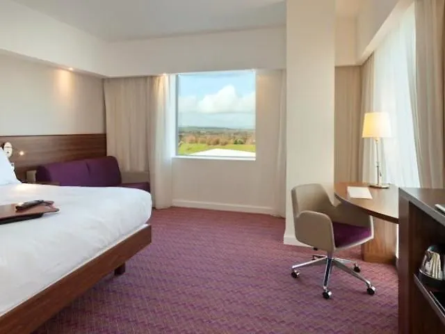 Hampton By Hilton London Gatwick Airport Hotel Horley 3*,  United Kingdom