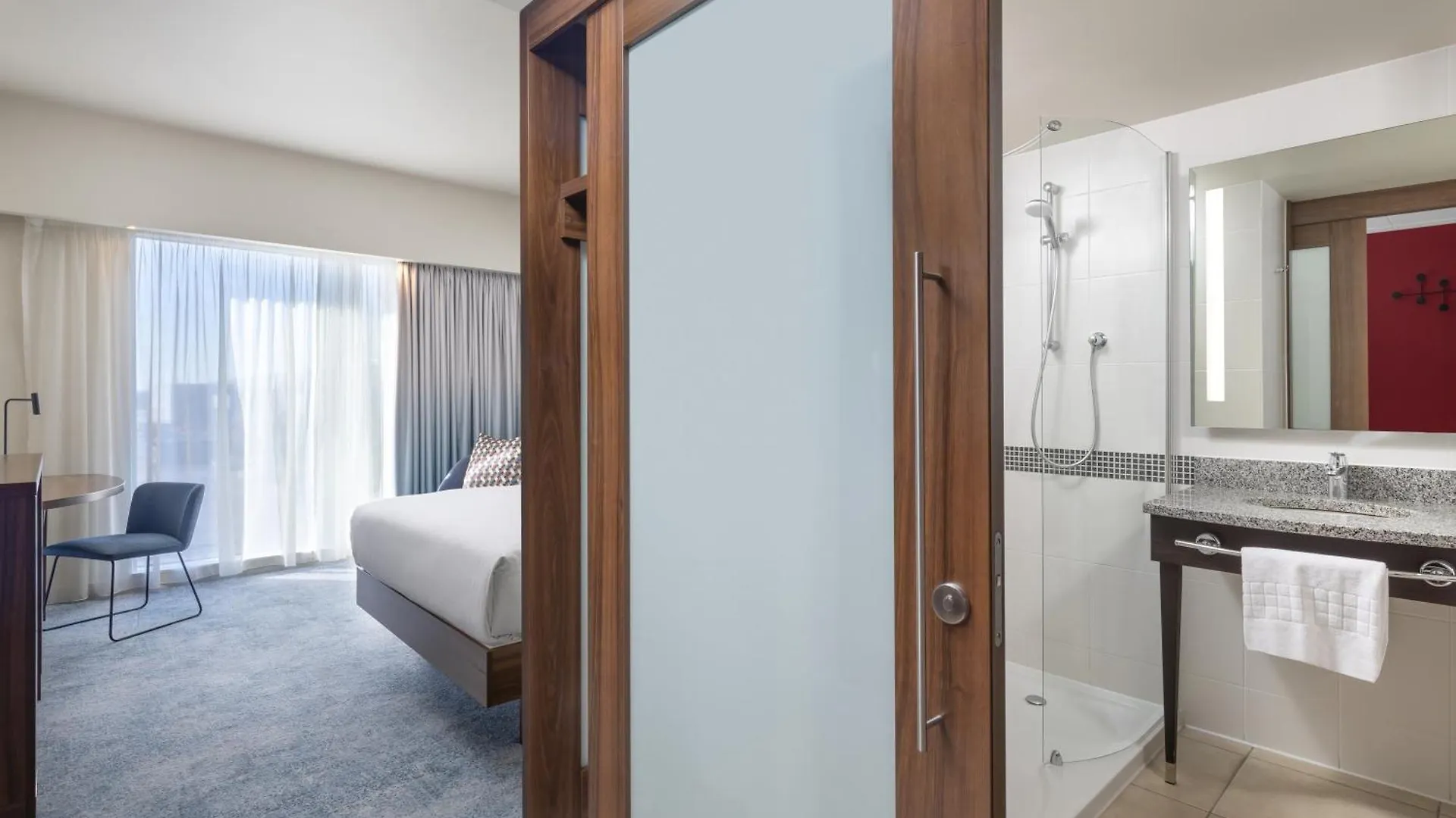 Hampton By Hilton London Gatwick Airport Hotel Horley