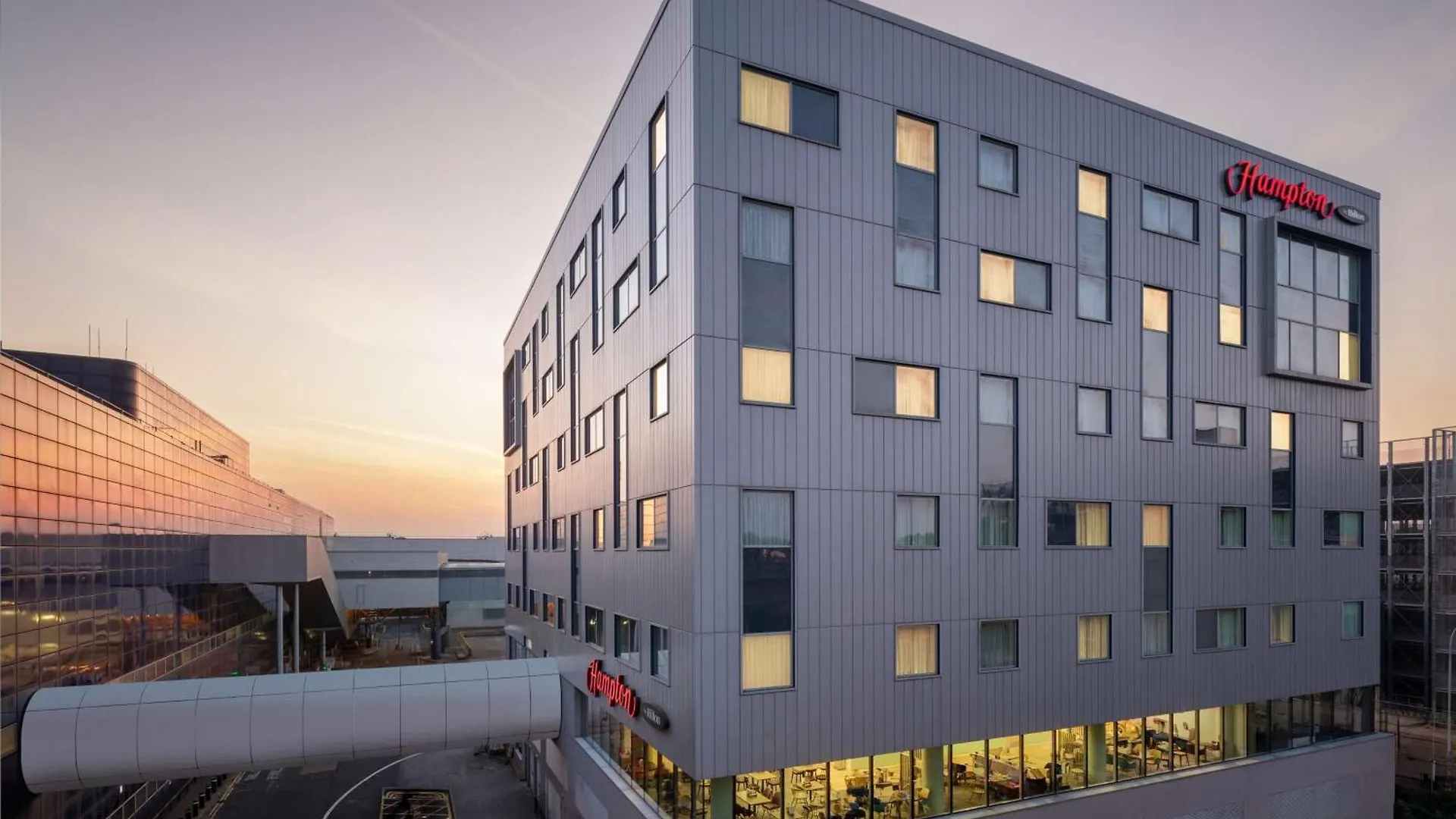 Hampton By Hilton London Gatwick Airport location