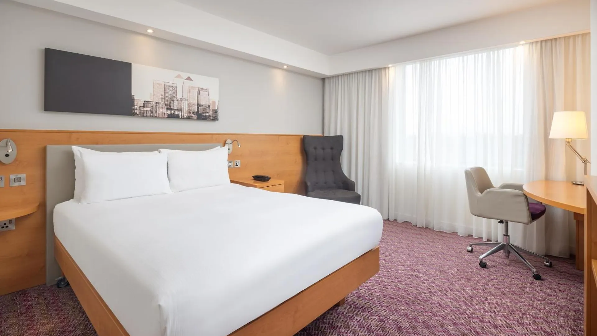 Hampton By Hilton London Gatwick Airport Hotel Horley