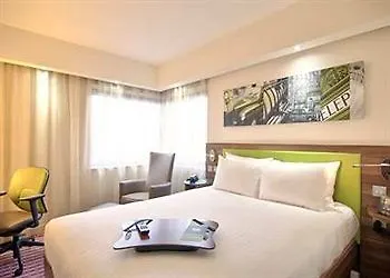 Hampton By Hilton London Gatwick Airport Hotel Horley